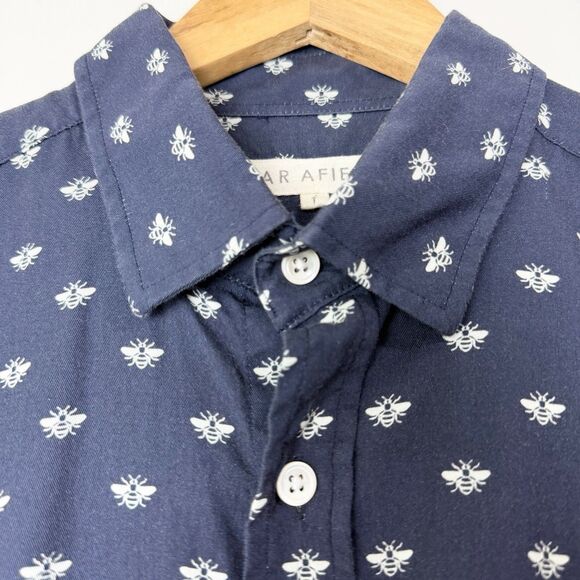 Far Afield Other - Far Afield Button Up Shirt Navy Blue Bumblebee Print Long Sleeve Men’s Small